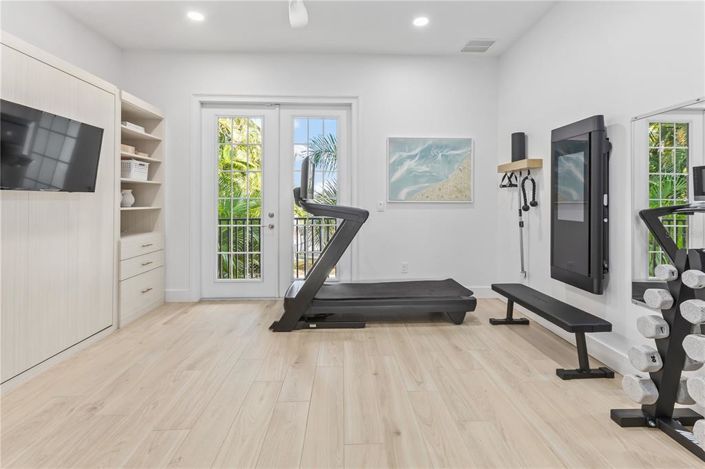 Image No.35-5 Bed Property for sale