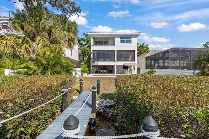 Image No.53-5 Bed Property for sale