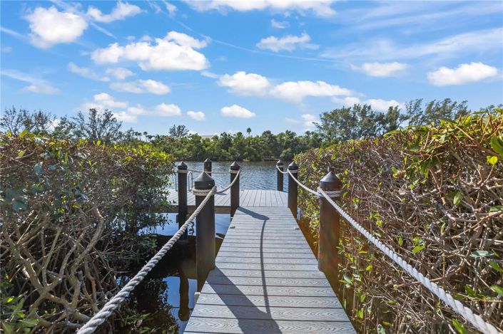 Image No.54-5 Bed Property for sale