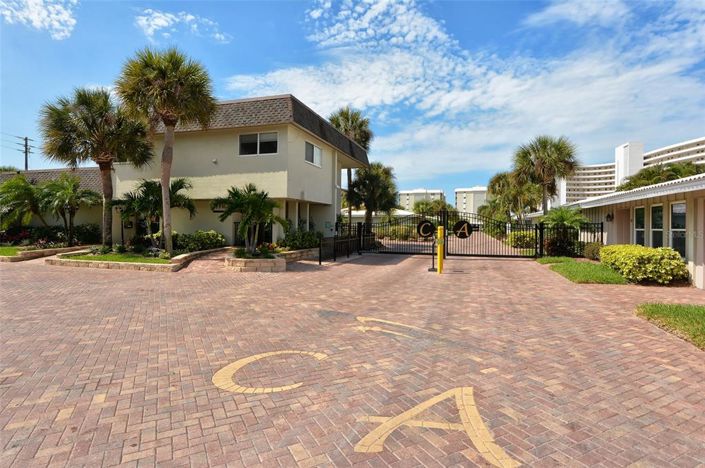 Image No.18-2 Bed Property for sale