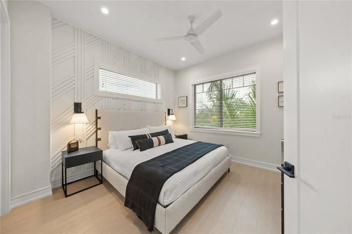 Image No.44-5 Bed Property for sale