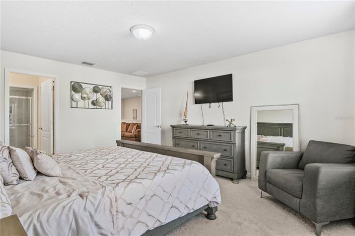 Image No.37-5 Bed Townhouse for sale