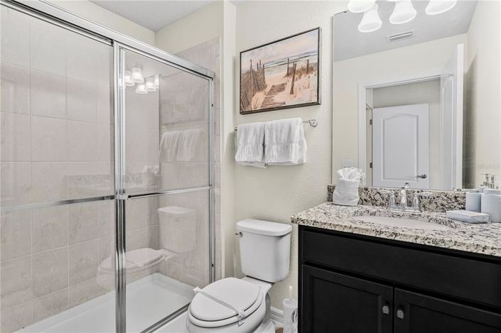 Image No.42-5 Bed Townhouse for sale