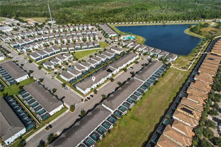 Image No.48-5 Bed Townhouse for sale