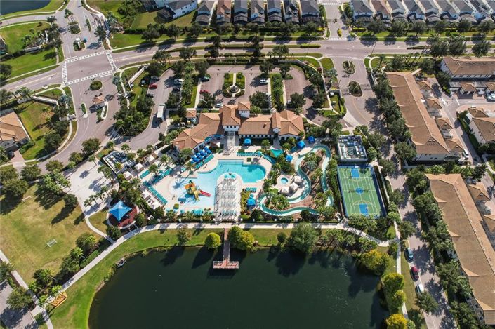 Image No.53-5 Bed Townhouse for sale