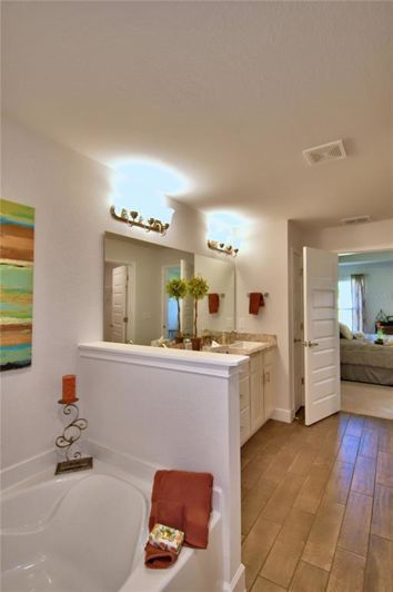 Image No.47-4 Bed Property for sale