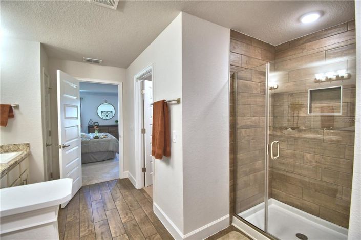 Image No.48-4 Bed Property for sale