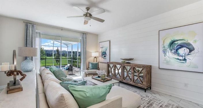 Image No.4-Propriété de 6 chambres à vendre à Kissimmee