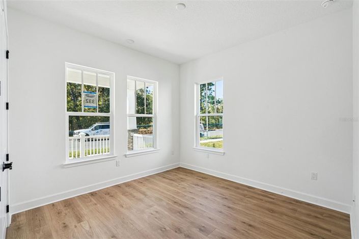 Image No.16-3 Bed Property for sale