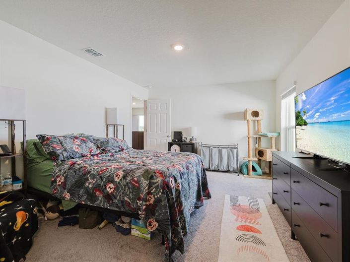 Image No.12-4 Bed Property for sale