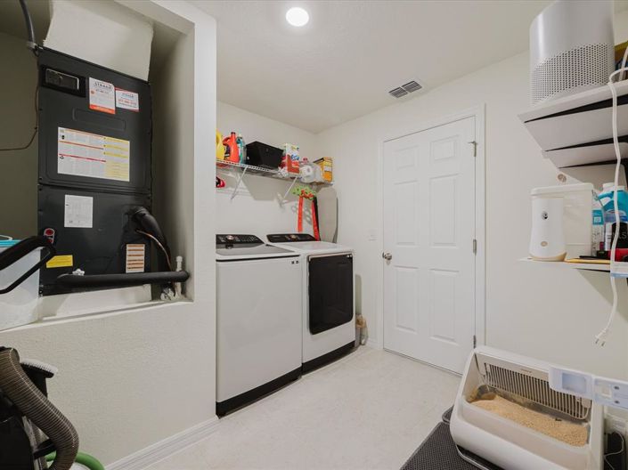 Image No.17-4 Bed Property for sale