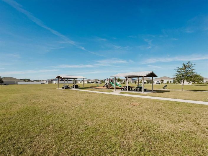 Image No.19-4 Bed Property for sale