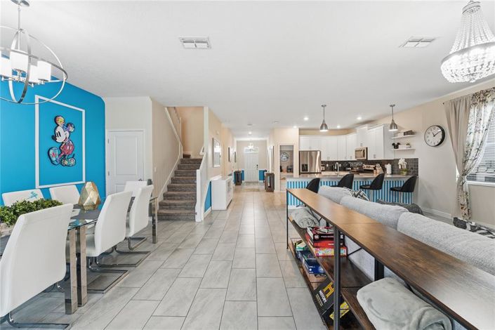 Image No.15-8 Bed Property for sale