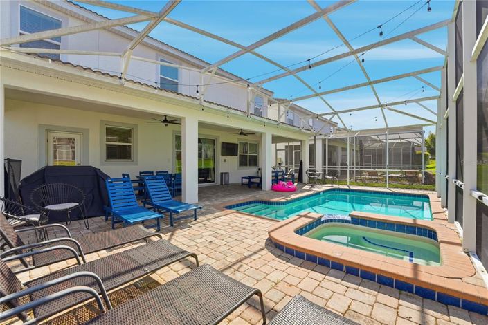 Image No.53-8 Bed Property for sale