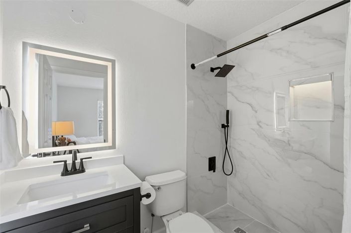 Image No.29-5 Bed Property for sale