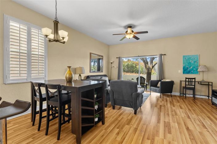 Image No.15-4 Bed Property for sale