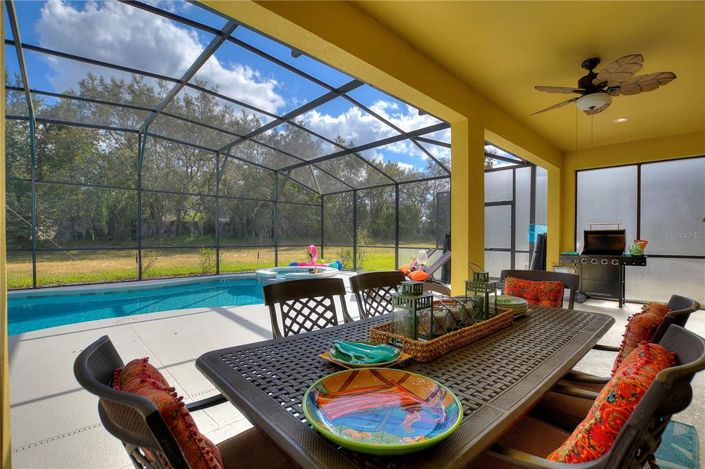 Image No.10-10 Bed Property for sale