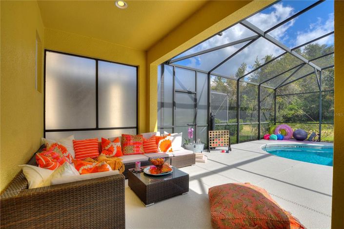 Image No.13-10 Bed Property for sale