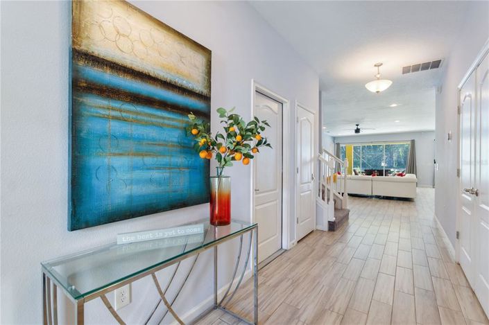 Image No.2-10 Bed Property for sale