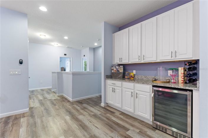 Image No.50-10 Bed Property for sale