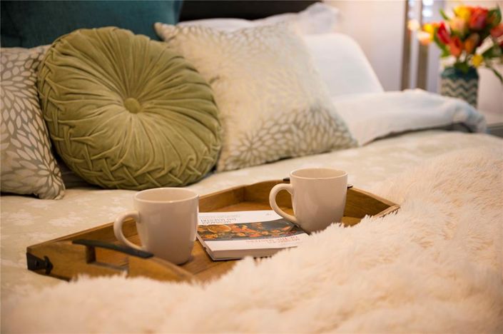 Image No.52-10 Bed Property for sale