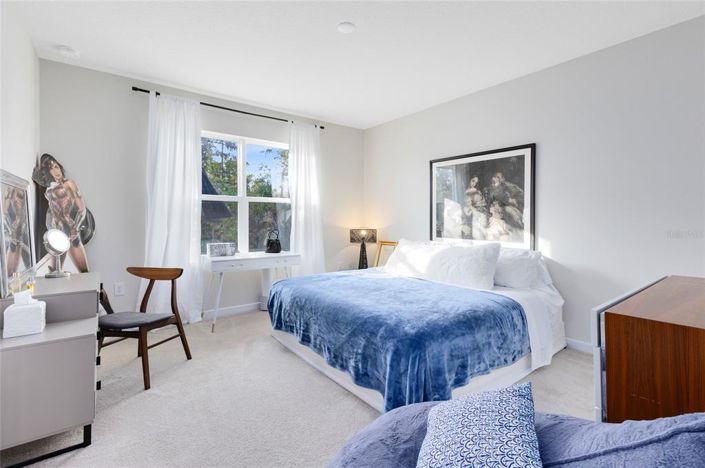 Image No.12-4 Bed Property for sale