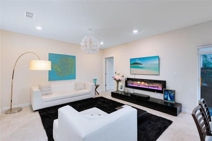 Image No.8-4 Bed Property for sale