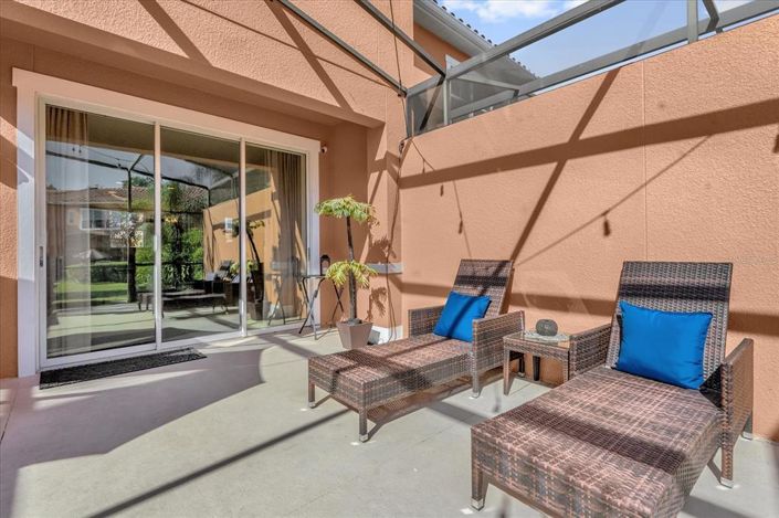 Image No.19-2 Bed Townhouse for sale