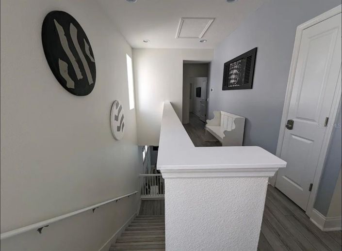 Image No.11-5 Bed Townhouse for sale