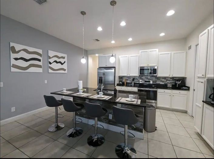 Image No.4-5 Bed Townhouse for sale