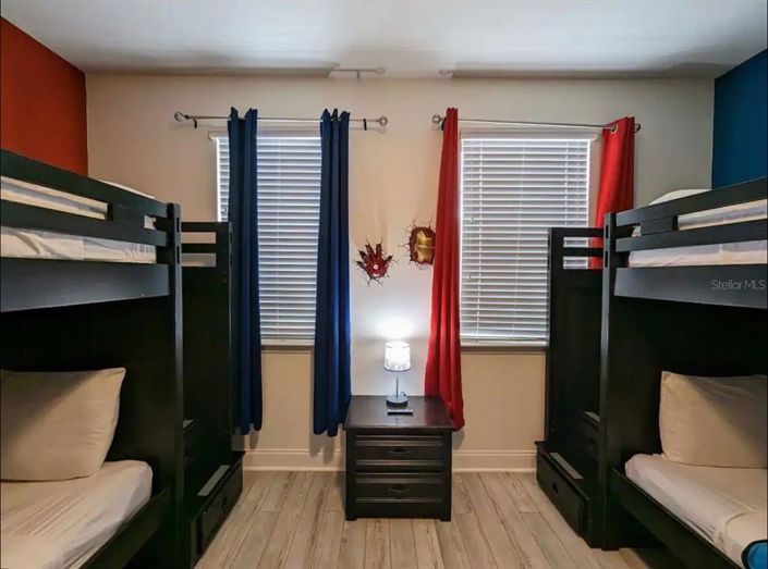 Image No.9-5 Bed Townhouse for sale