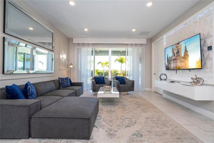 Image No.34-6 Bed Property for sale