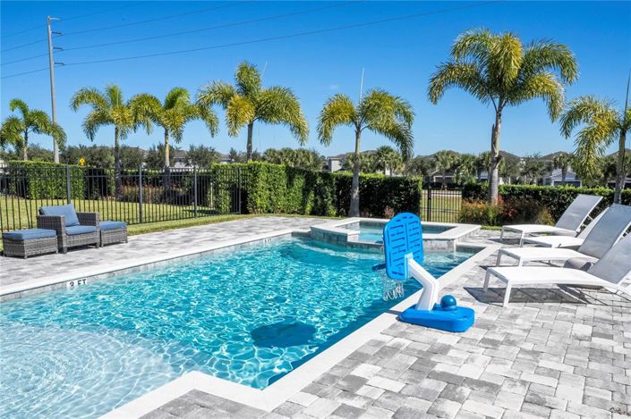 Image No.49-6 Bed Property for sale