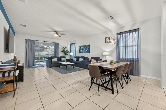 Image No.13-7 Bed Property for sale