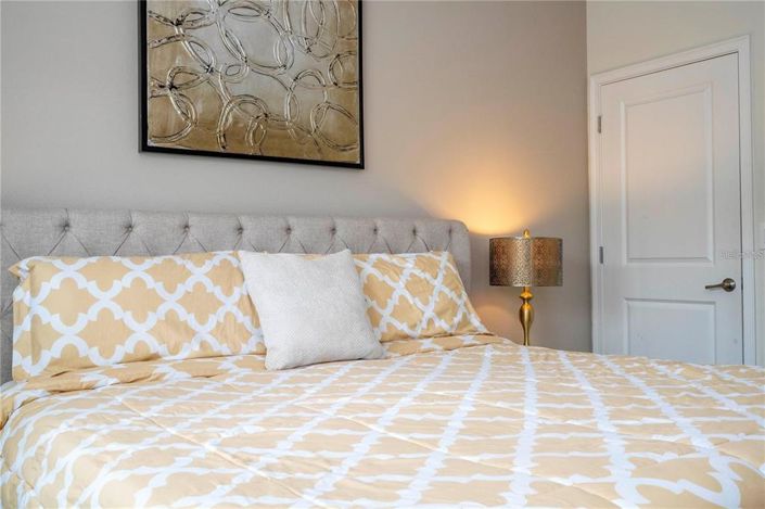 Image No.18-4 Bed Townhouse for sale