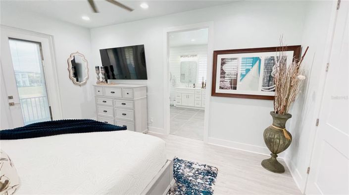 Image No.39-6 Bed Property for sale