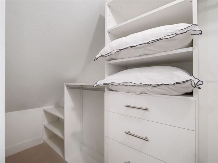 Image No.33-3 Bed Property for sale