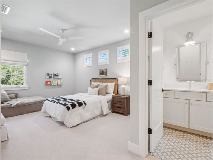 Image No.35-3 Bed Property for sale