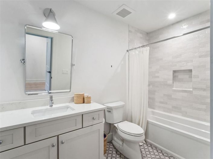 Image No.36-3 Bed Property for sale