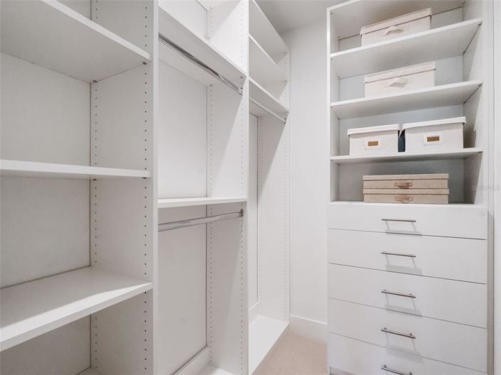 Image No.37-3 Bed Property for sale