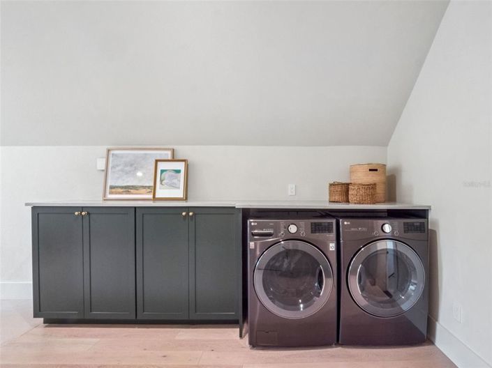 Image No.39-3 Bed Property for sale