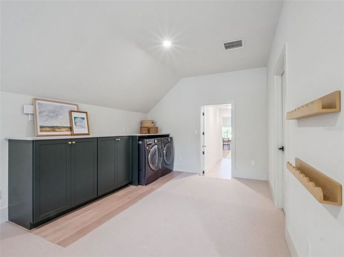 Image No.42-3 Bed Property for sale