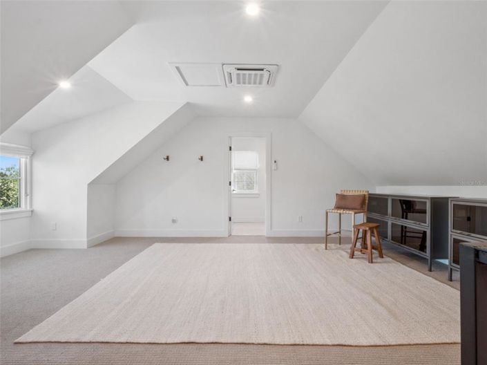 Image No.43-3 Bed Property for sale