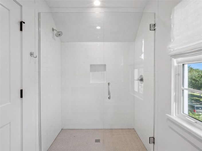 Image No.46-3 Bed Property for sale