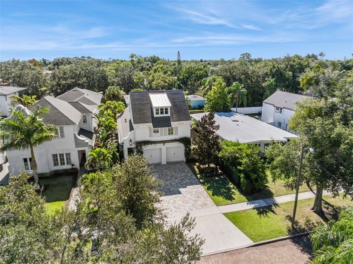 Image No.50-3 Bed Property for sale