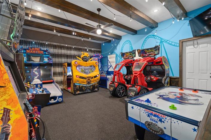 Image No.34-8 Bed Property for sale