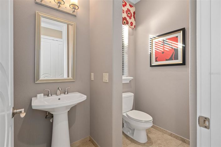 Image No.53-8 Bed Property for sale