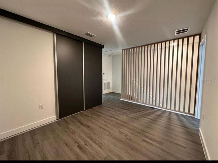 Image No.8-3 Bed Townhouse for sale