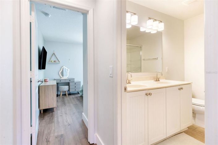 Image No.32-3 Bed Property for sale