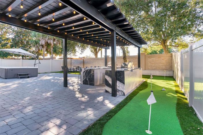 Image No.39-3 Bed Property for sale